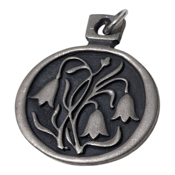 R. Tennesmed Sweden Floral Pendant Charm Necklace Jewelry Flower - Picture 1 of 4